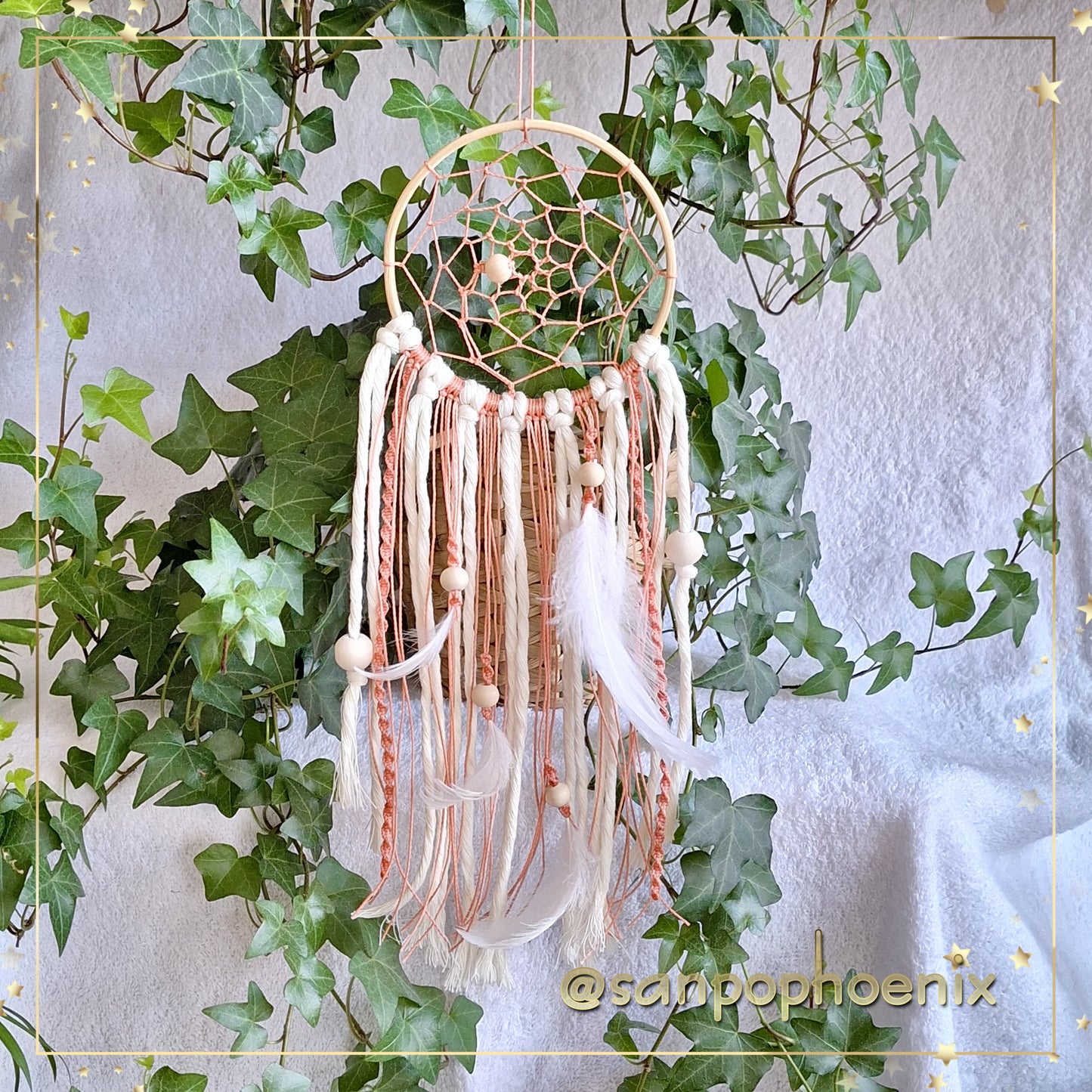 Attrape-Rêve traditionnel - corail et blanc cassé